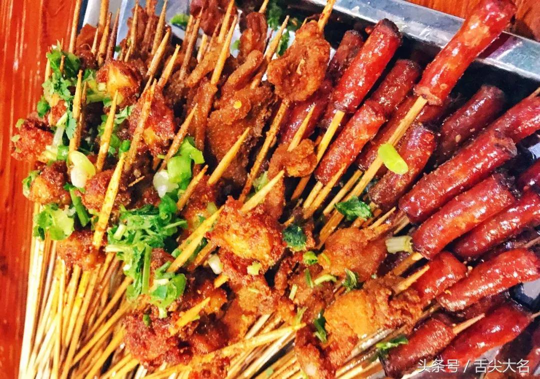 北京脏街美食,北京美食街必吃一条街西单