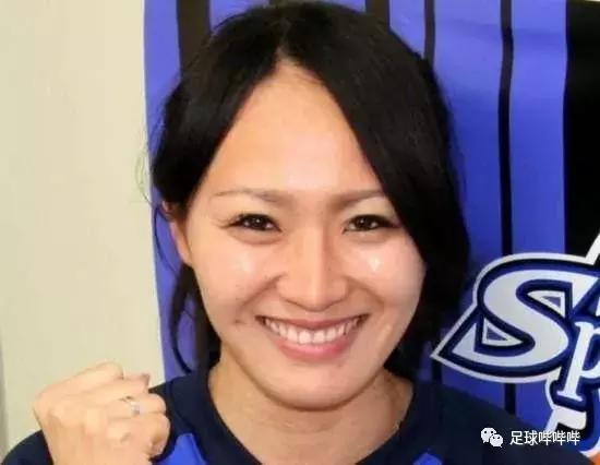 日本首次小组赛输球,日本输球全场欢呼