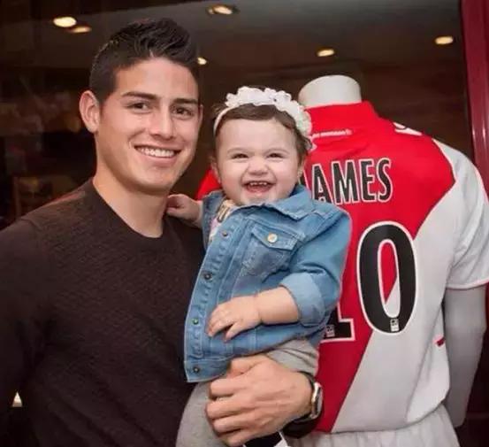 艾小羊和麦麦,艾小羊视频