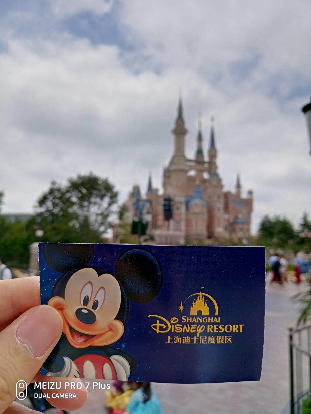 上海迪士尼香港迪士尼,上海迪士尼攻略一天能玩几个项目