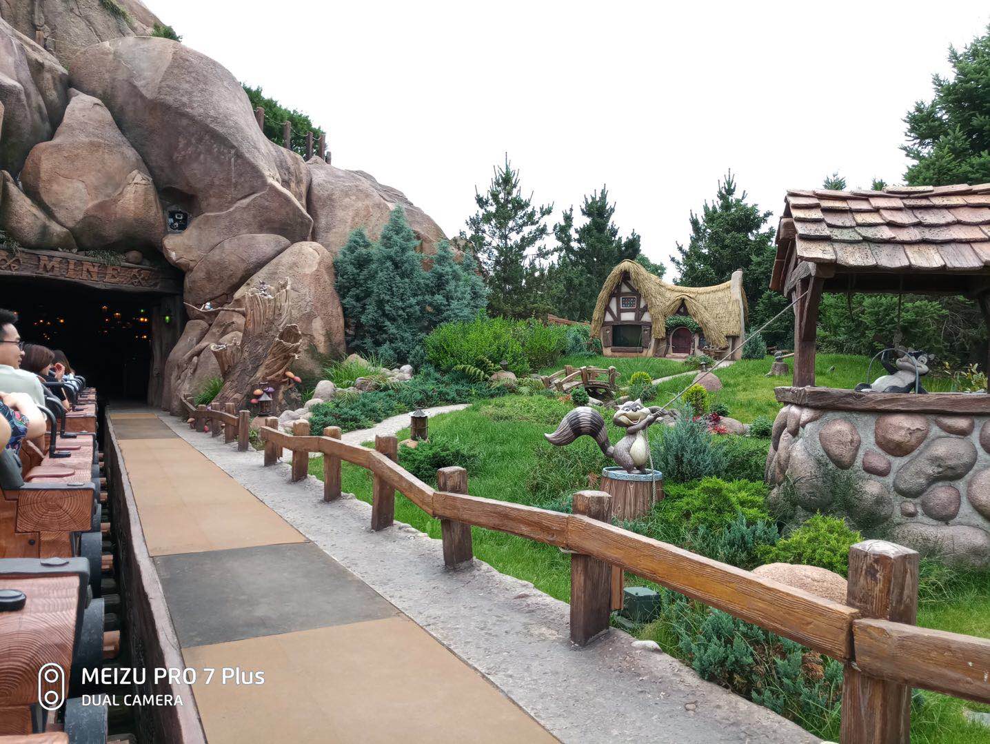 上海迪士尼香港迪士尼,上海迪士尼攻略一天能玩几个项目