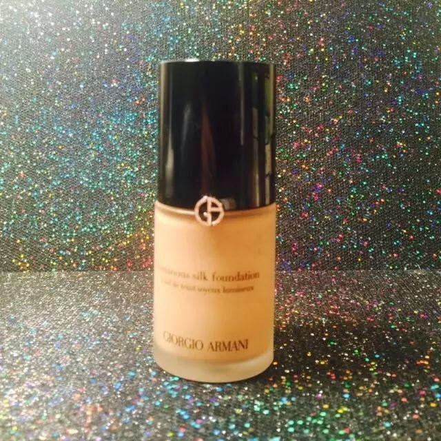 雅诗兰黛最好用的粉底液是哪款,不脱色粉底液排名第一名雅诗兰黛