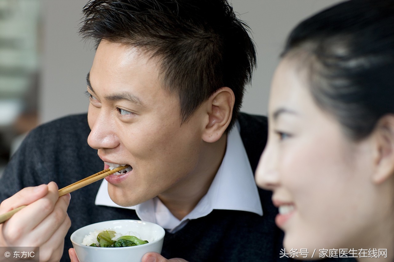 吃得太饱容易得这6种病,吃太饱的症状应该及时治疗