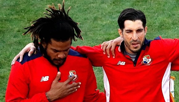 世界杯c罗经典时刻,葡萄牙vs冰岛c罗踢满全场