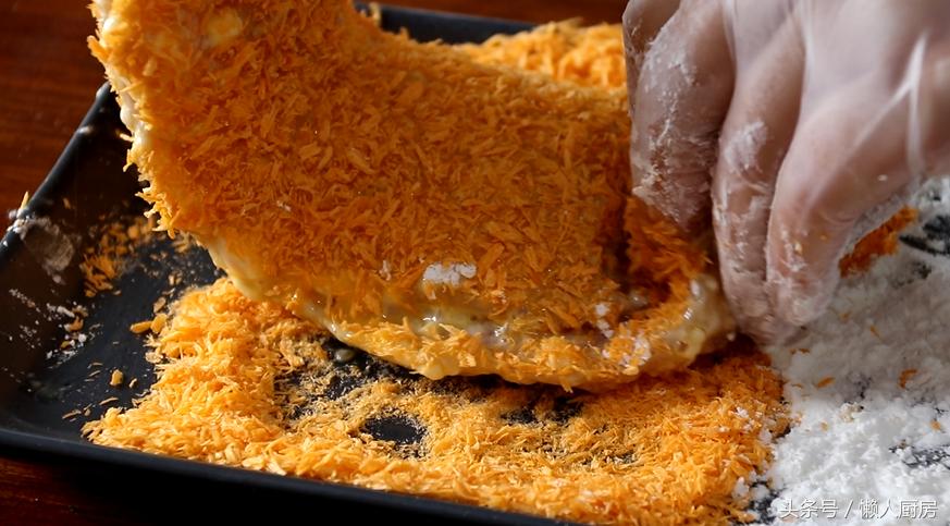 教你在家炸鸡排,没吃完的炸鸡排该怎么做才好吃