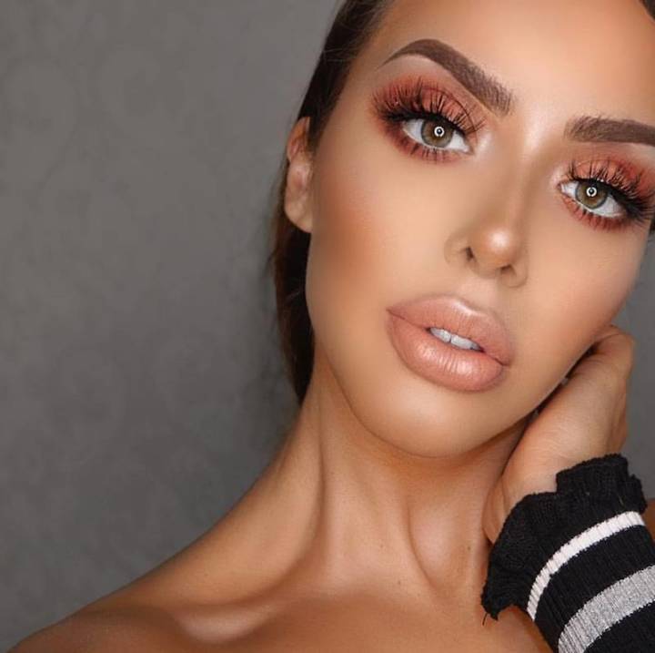 与Virgl合照,一天就能赚200w,是种什么样的体验?|网红经济