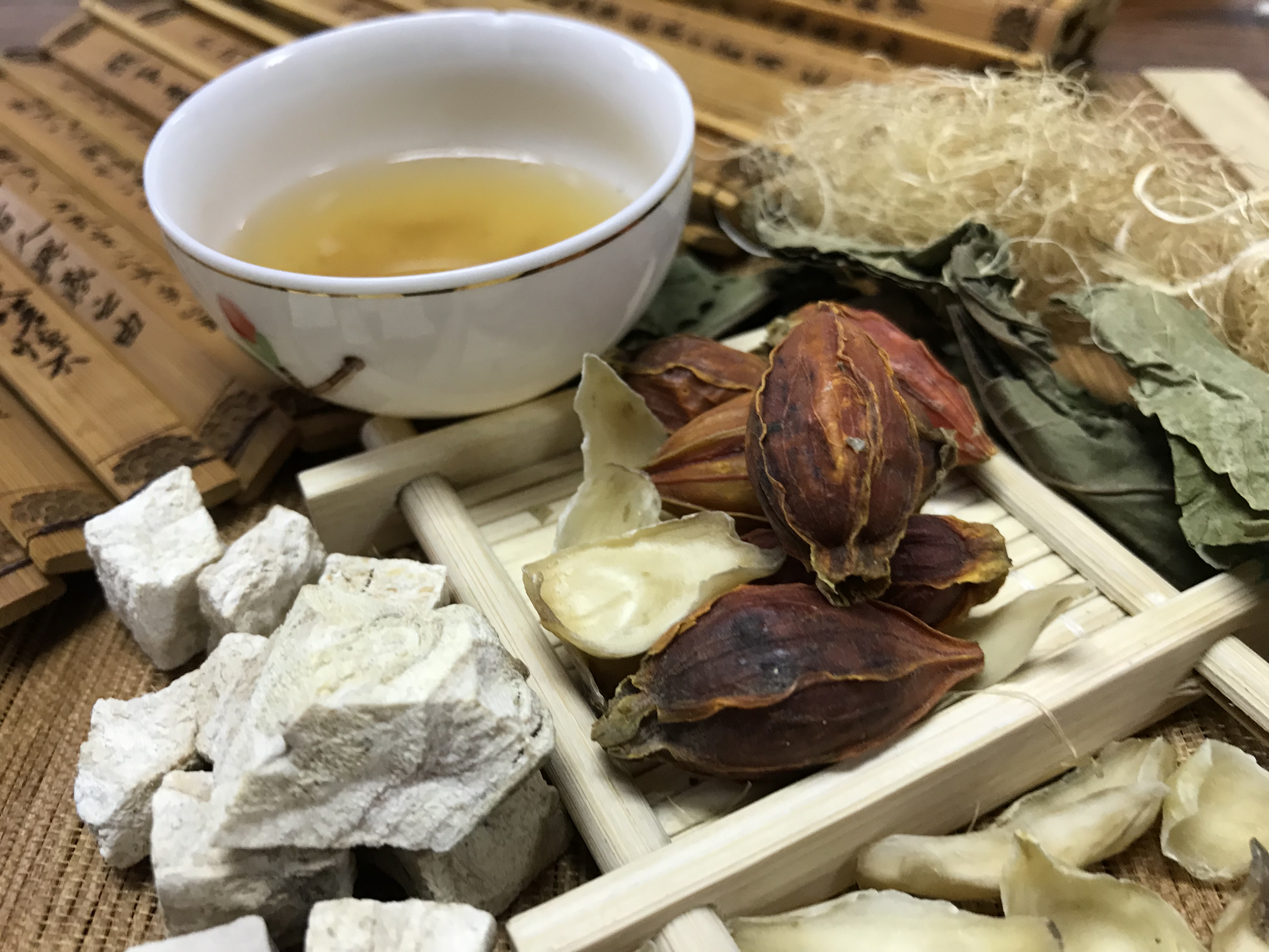 尿酸高对肾脏的影响有哪些,高尿酸血症的明显征兆