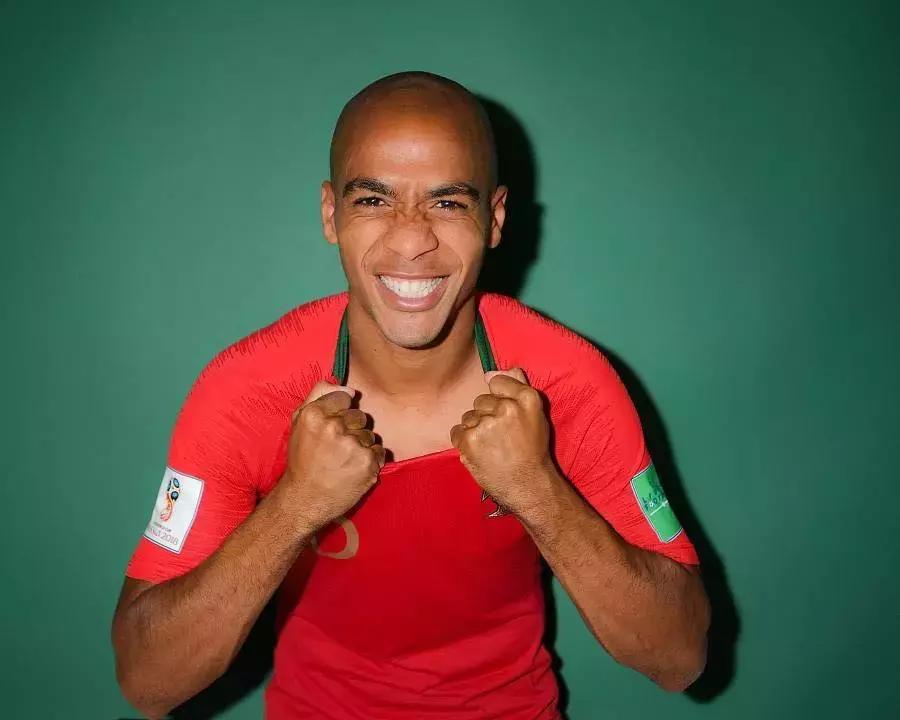 世界杯从头开始看 (世界杯从头在来)