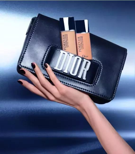 世界杯韩国球员化妆,韩国足球守门员粉底