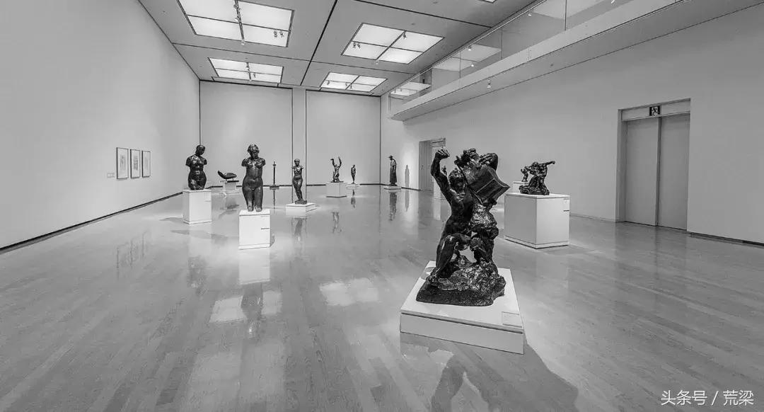 国内安藤忠雄的作品越来越多,但离“清水混凝土诗人”越来越远