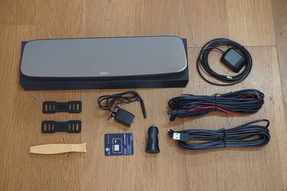 看上去只是一个后视镜?能语音交互的360智能云镜已可替代智联车机