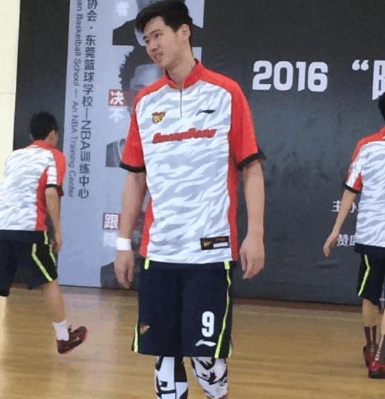 朱芳雨放走潜力内线,放走曾繁日朱芳雨后悔吗