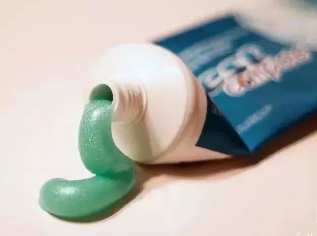 蚊子咬完红肿硬很大怎么样能止痒,被蚊子咬到眼睛最快消肿止痒妙招