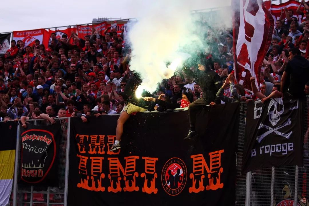 俄罗斯足球流氓事件,俄罗斯足球为什么不强