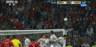 冬天看世界杯的正确打开方式,冷到发紫