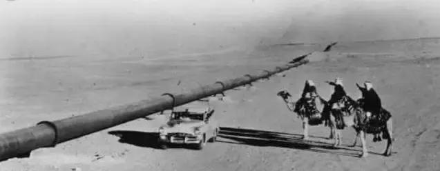 蝉联美国首富多年的石油大王,连续多年稳居华人首富的是谁