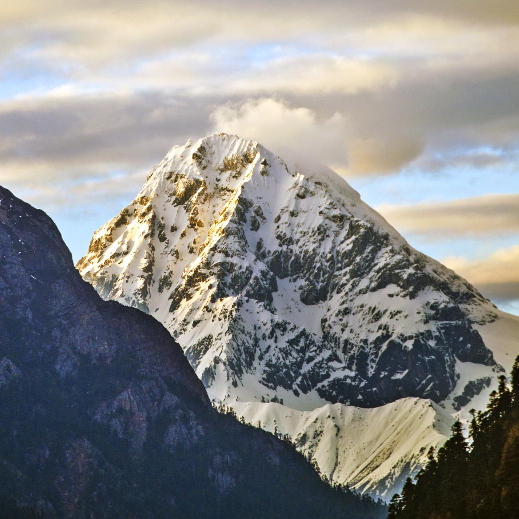 藏地闲行：高山，是用来仰望的