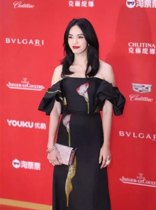 上海电影节明星红毯穿搭评价,上海国际电影节红毯男明星高定