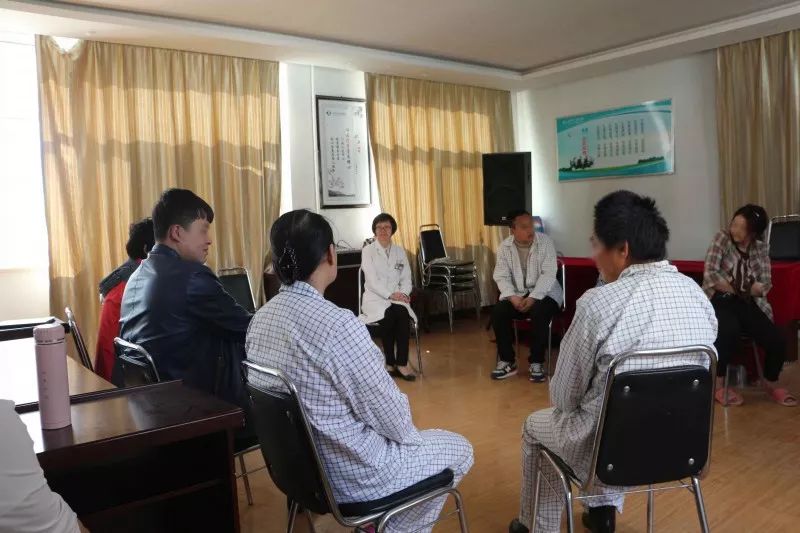 围炉夜话心理分析,围炉夜话讲的是什么内容