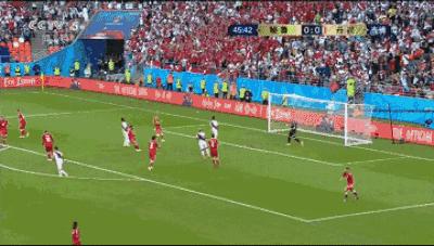 扑出梅西点球的视频,梅西点球被冰岛扑出