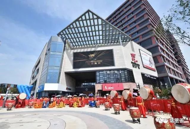 在高颜值地标撸串小龙虾看世界杯:闵行的购物中心多到能写对联!