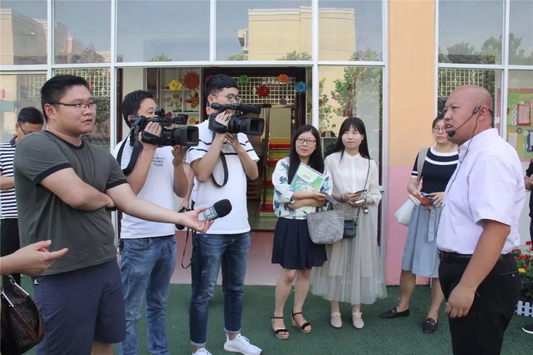 幼儿教师工作情况概述,幼儿园教师成长的困境和策略