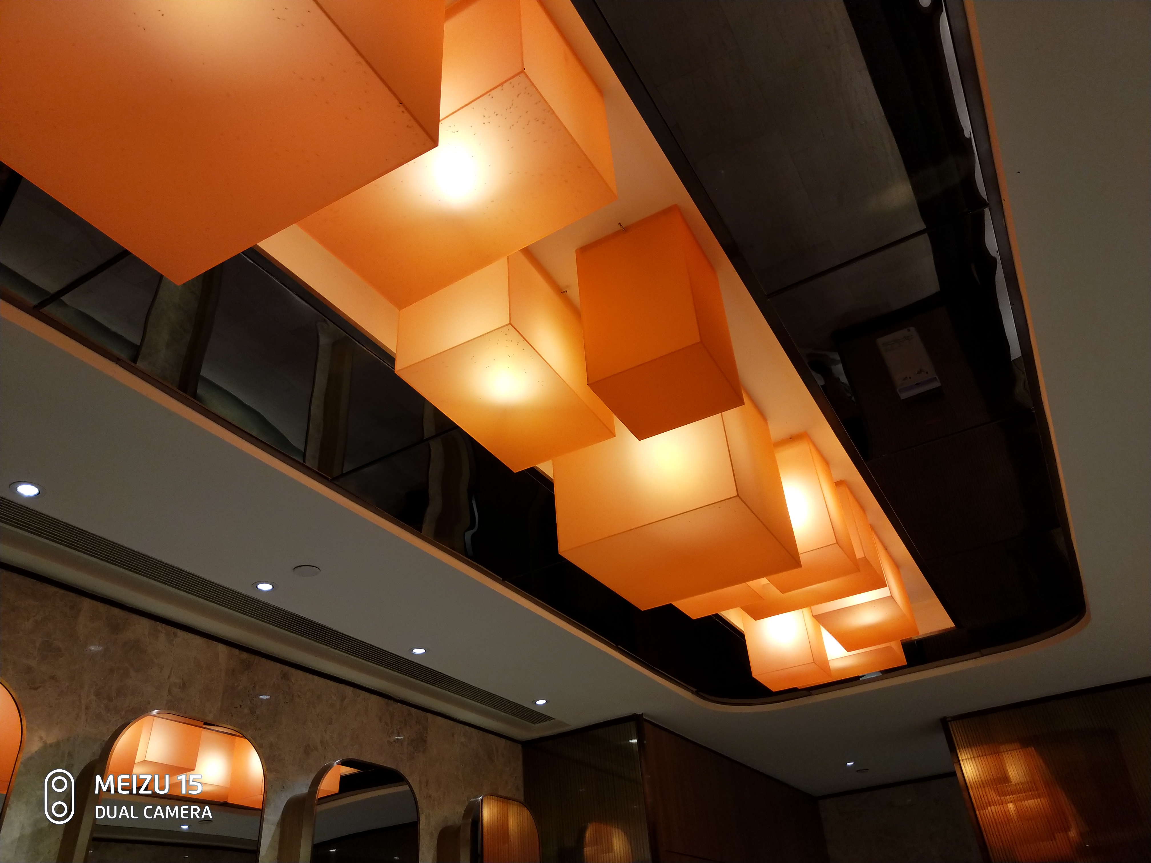 魅族15拍照不清晰,魅族15拍照专业模式