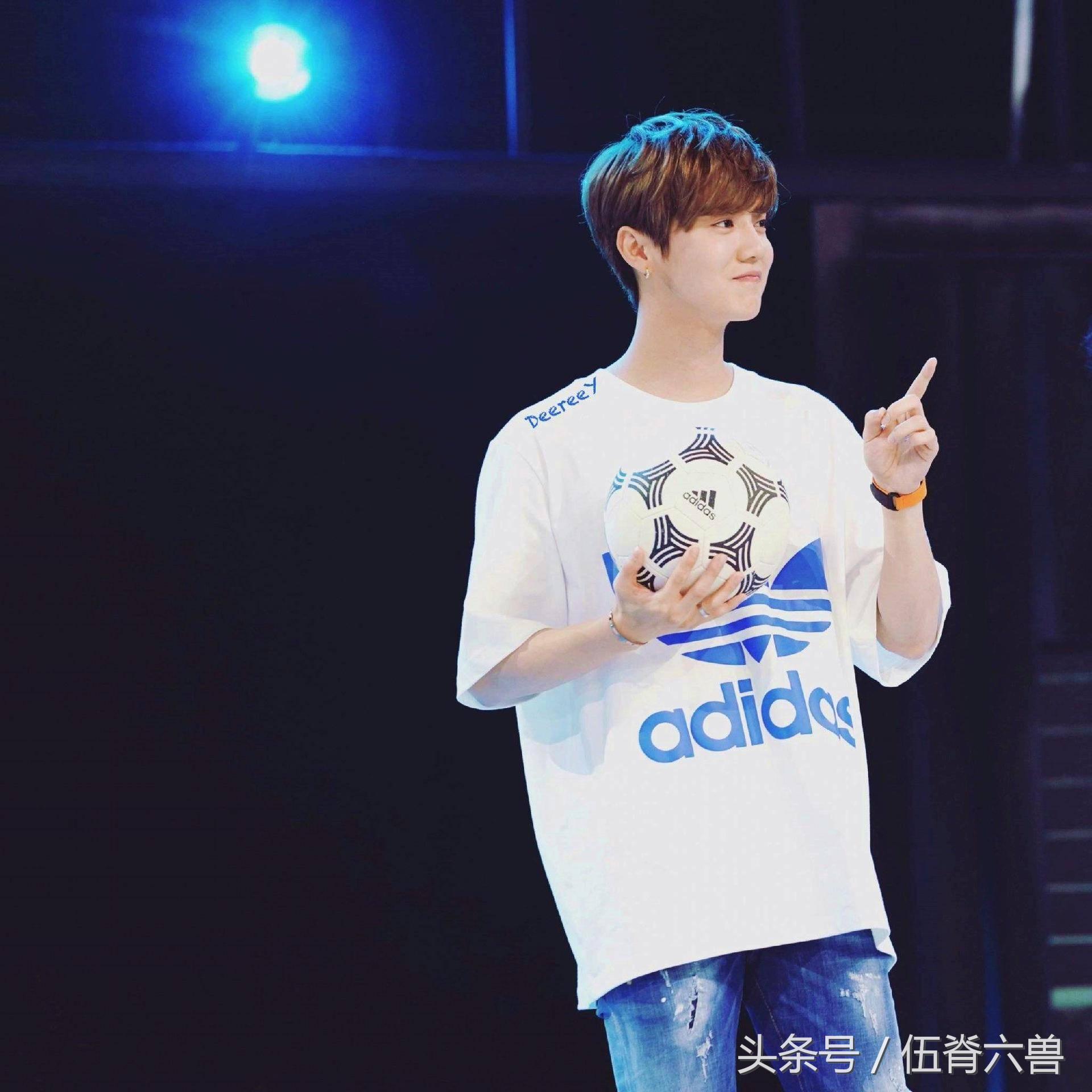 谁是娱乐圈真球迷？春春写专栏鹿晗不惜得罪人，他竟是梅西铁粉！