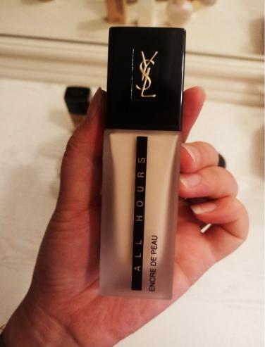 一百元以内适合油痘肌粉底液,适合混油皮痘肌的粉底液