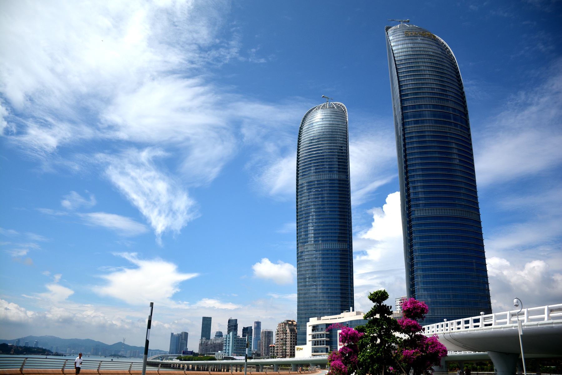 隐藏在社区十多年的老店,藏在老弄堂里的海鲜大排档