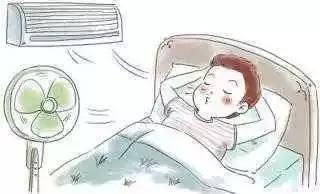 人一到空调房就咳嗽怎么回事,开空调人就咳