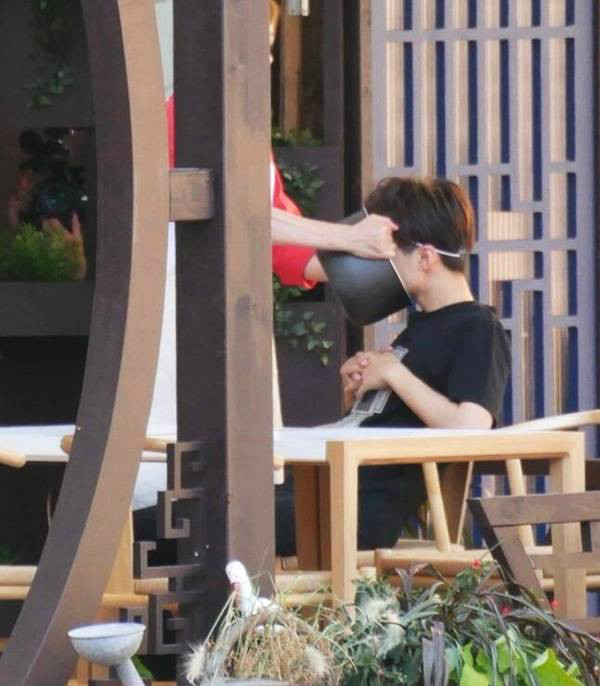 中餐厅赵薇苏有朋张铁林王俊凯,中餐厅第三季王俊凯和赵薇