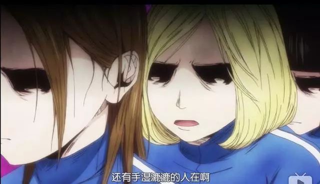 足球宝贝来袭！黑帮大哥瞬间变成少女爱抖露丨新番推荐