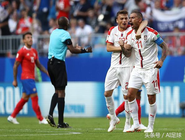 盘点足坛十大精彩瞬间任意球,世界杯战术任意球十佳球