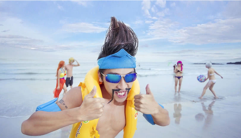 lol玩了7年还是新手,lol玩了十年不会嘲讽动作和亮标