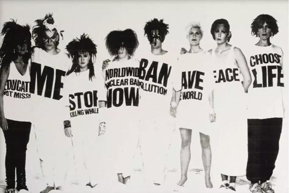 你的标语T恤，可能正在承包别人整个夏天的笑点