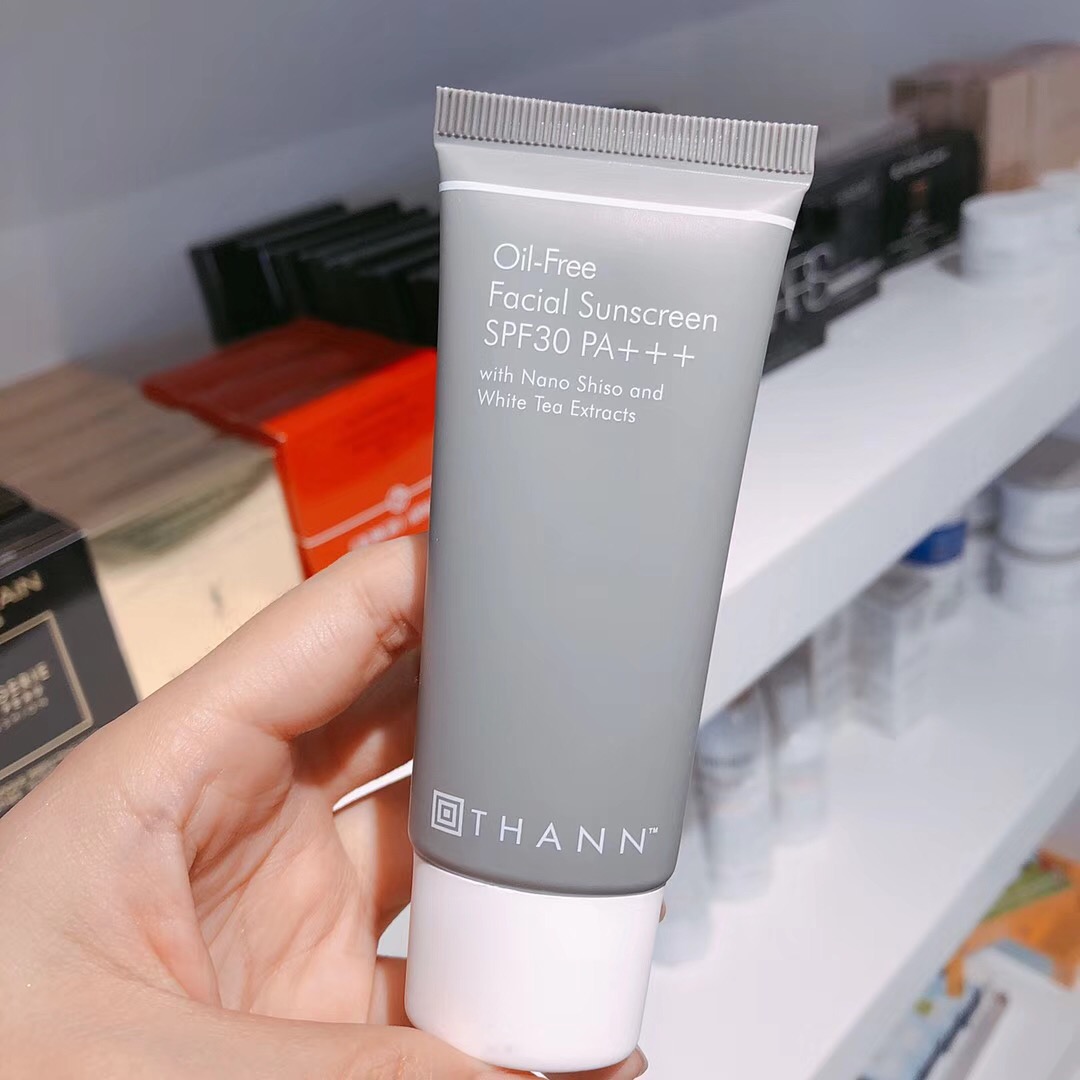 怎么选不过敏和不辣眼睛的防晒霜,一白遮百丑的防晒霜