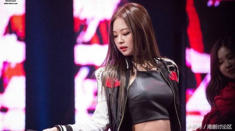 jennie裸妆照片韩国热搜,韩国明星jennie白色写真