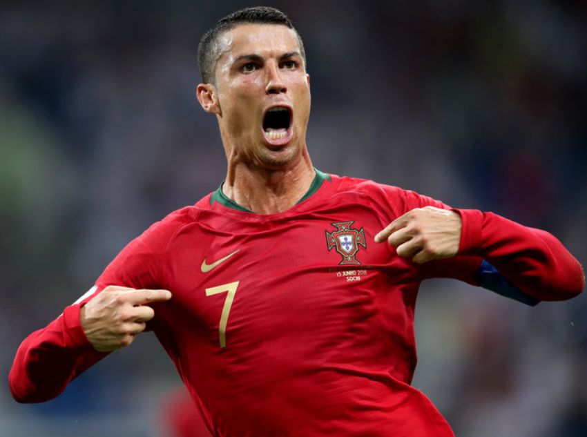 C罗最近一次帽子戏法,说起c罗你会想起什么