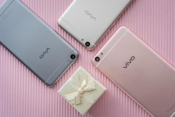 vivo和oppo建议买哪个,oppo闪充与vivo闪充的区别