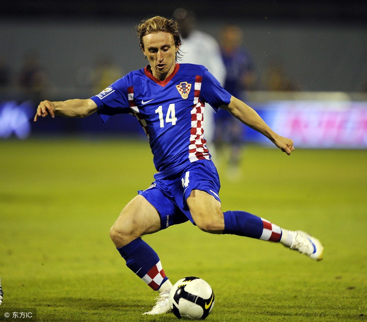 球星绰号之c罗总裁,足球巨星c罗有什么外号