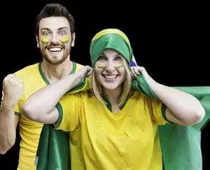 因为世界杯闹分手的情侣,有多少情侣为了前任吵架