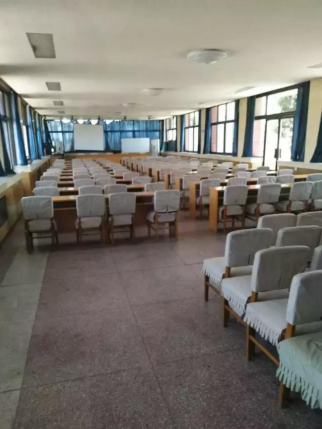 唐山青少年军事夏令营招生,唐山中小学生军事夏令营培训