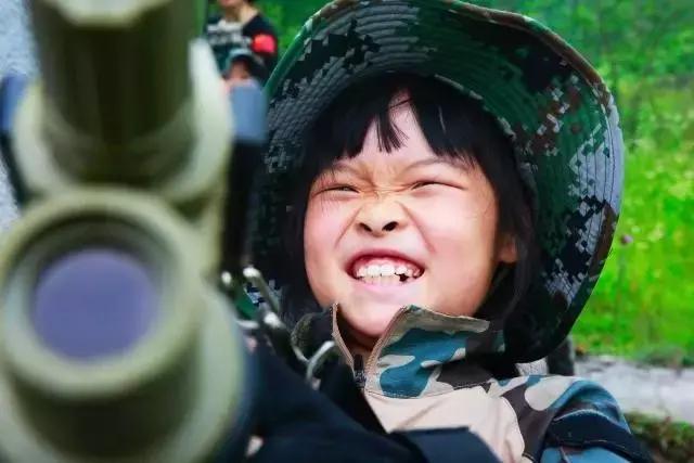 唐山青少年军事夏令营招生,唐山中小学生军事夏令营培训