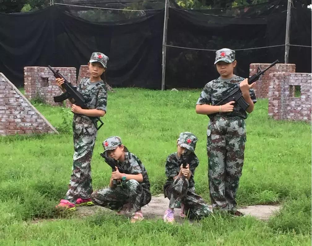 唐山青少年军事夏令营招生,唐山中小学生军事夏令营培训