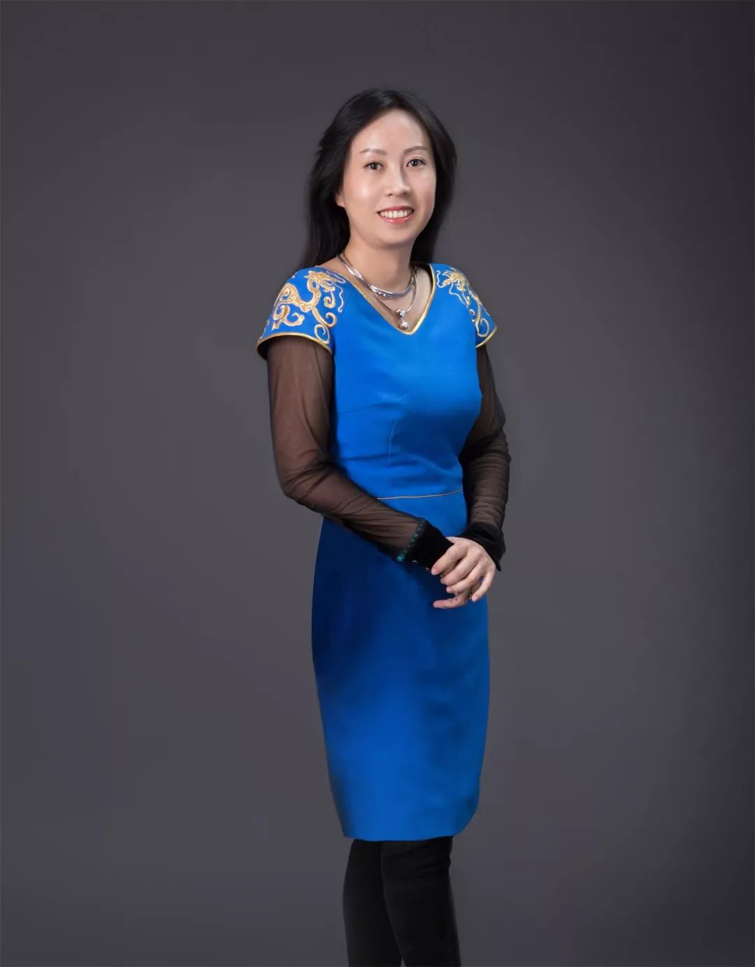 嘉和一品说用期货思维做餐饮，那重点是期货思维还是餐饮？