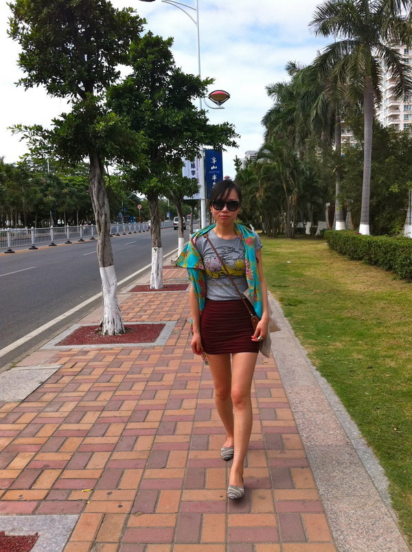 火辣辣的身材，火辣辣的三亚美