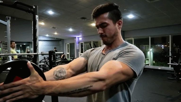 胸大肌多长时间能练好,胸大怎么才能不下垂