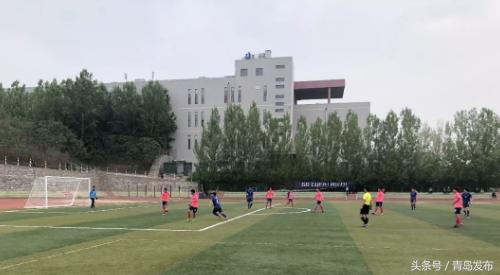 青岛比较好的足球场,不要只顾着踢足球