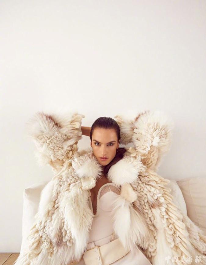 童话服装的设计理念 (以童话为灵感的服装设计)